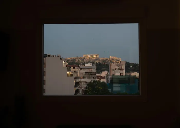 Stunning Acropolis View - 500M Metro - At Historical Center