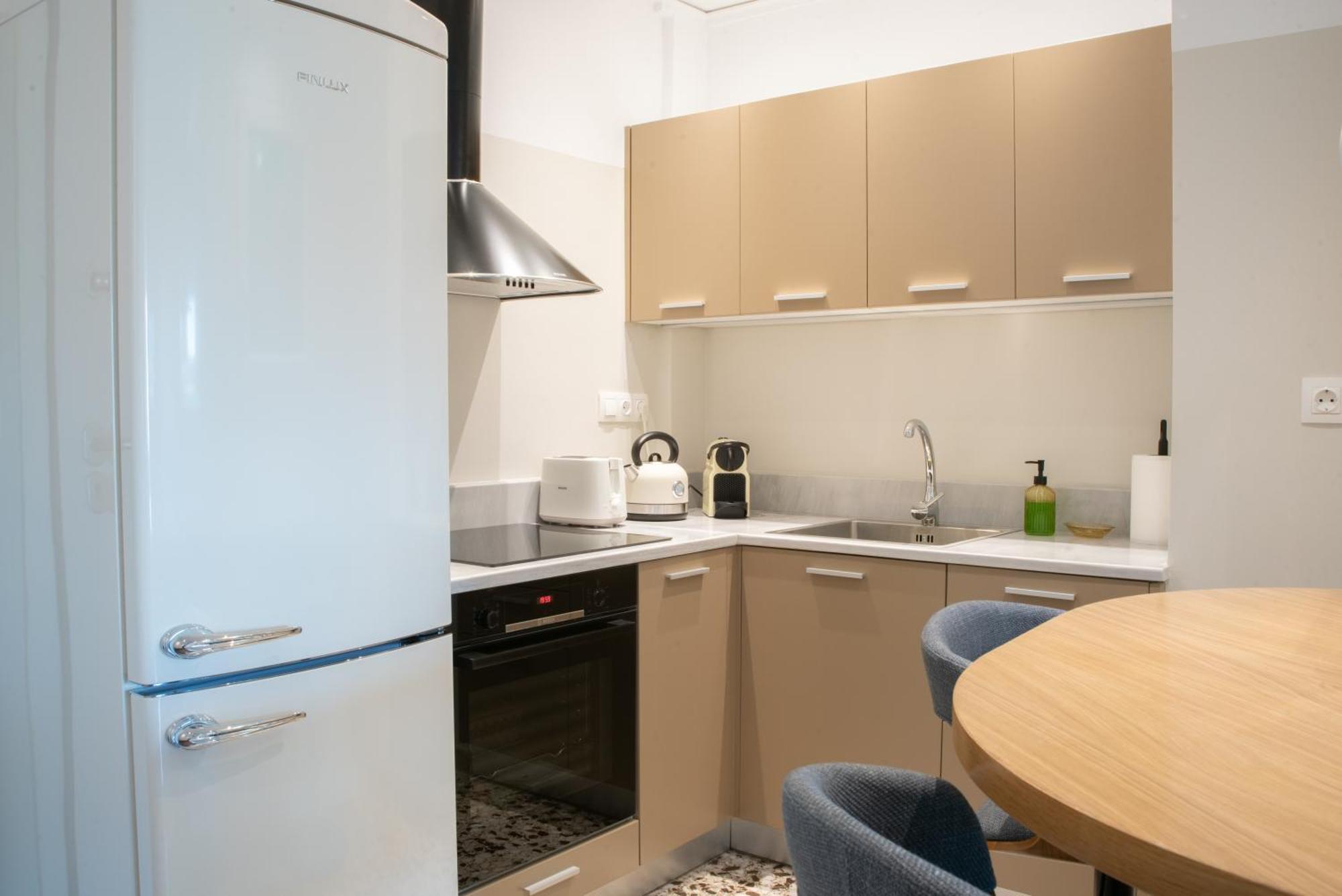 Stunning Acropolis View - 500m Metro - At Historical Center Apartament Atena